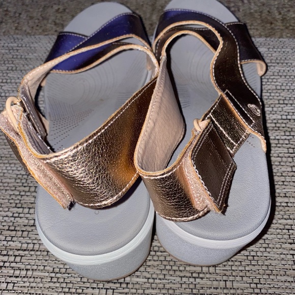 Clarks Cloudsteppers Sandals Womens Size 9 - Picture 4 of 5